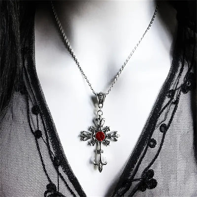 Veldrith Noirelle Necklace