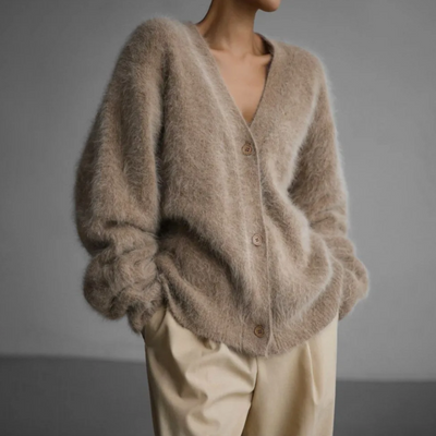 Patricia - Cozy Button-Up Cardigan